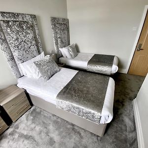 Zimmer mit zwei Einzelbetten